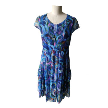Summer Printed Geometrical Pattern V Neck Short Sleeve Pleated Women′s Dress